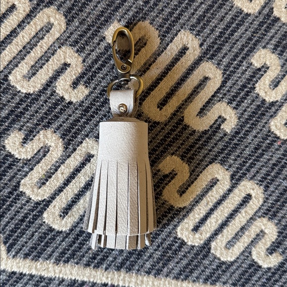 NWT Portland Leather Lavender Tote with Tan Handles Medium/Large FREE TASSEL - Picture 3 of 10